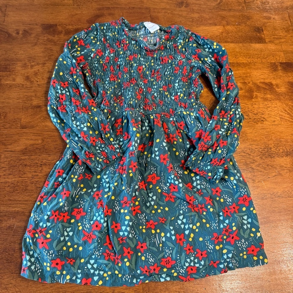 Hanna Andersson green red Floral Long Sleeve Dress smocked top size 8